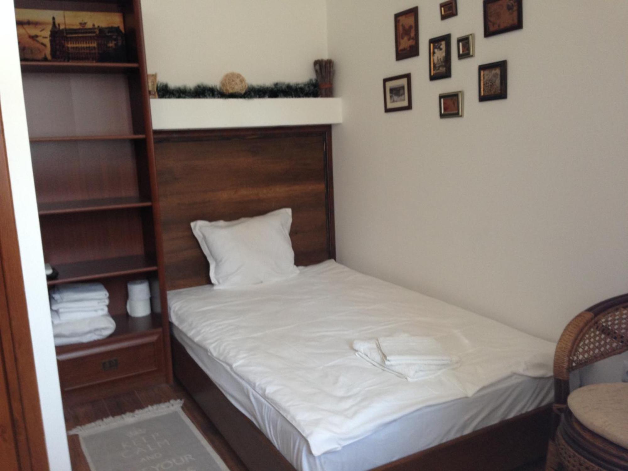 Guest Rooms Maria Luiza 瓦爾納 外观 照片