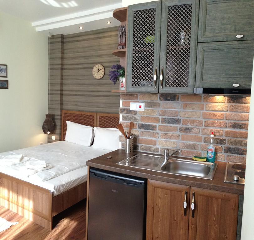 Guest Rooms Maria Luiza 瓦爾納 外观 照片
