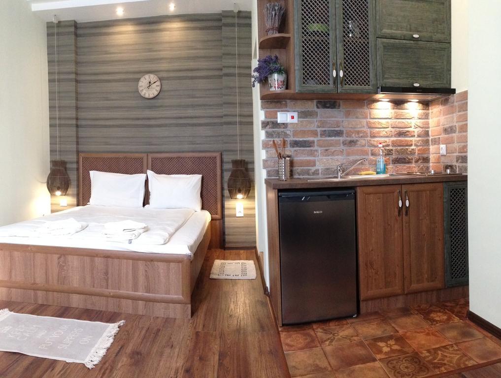 Guest Rooms Maria Luiza 瓦爾納 外观 照片