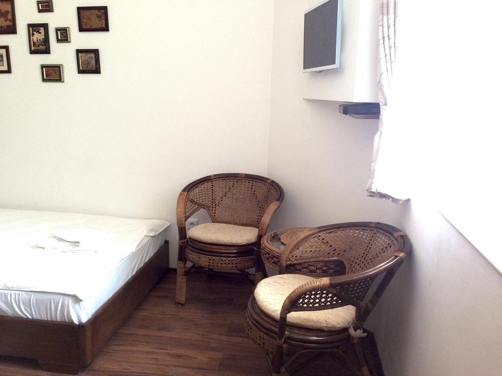 Guest Rooms Maria Luiza 瓦爾納 外观 照片